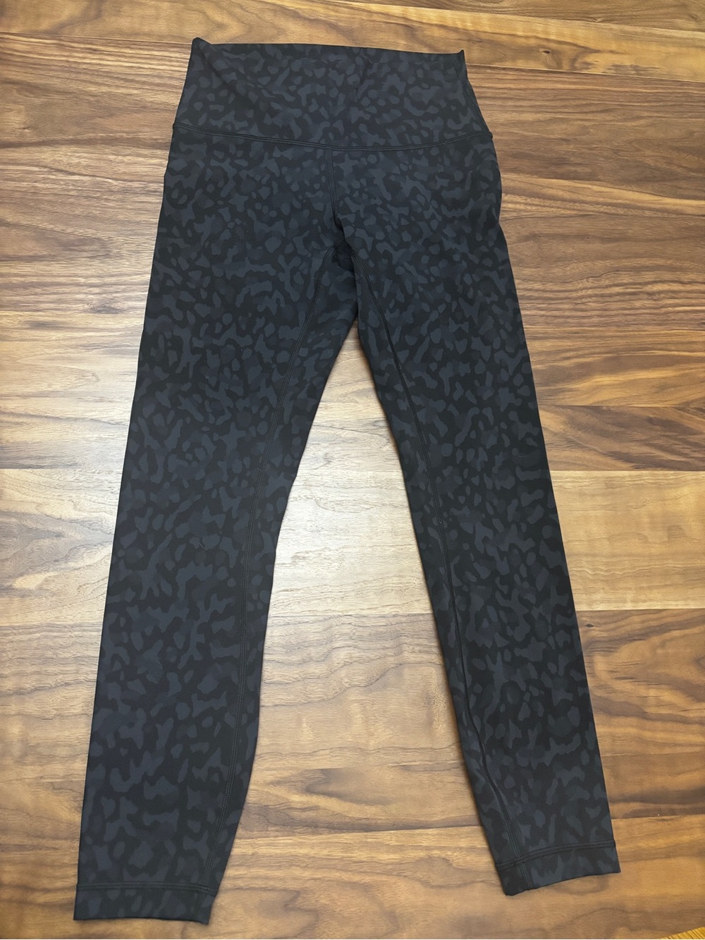 Lululemon Wunder Under 7/8 leggings Black Leopard-Print